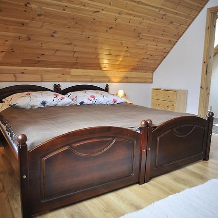 "Pod Szumiaca Topola" Apartamento Białowieża Exterior foto