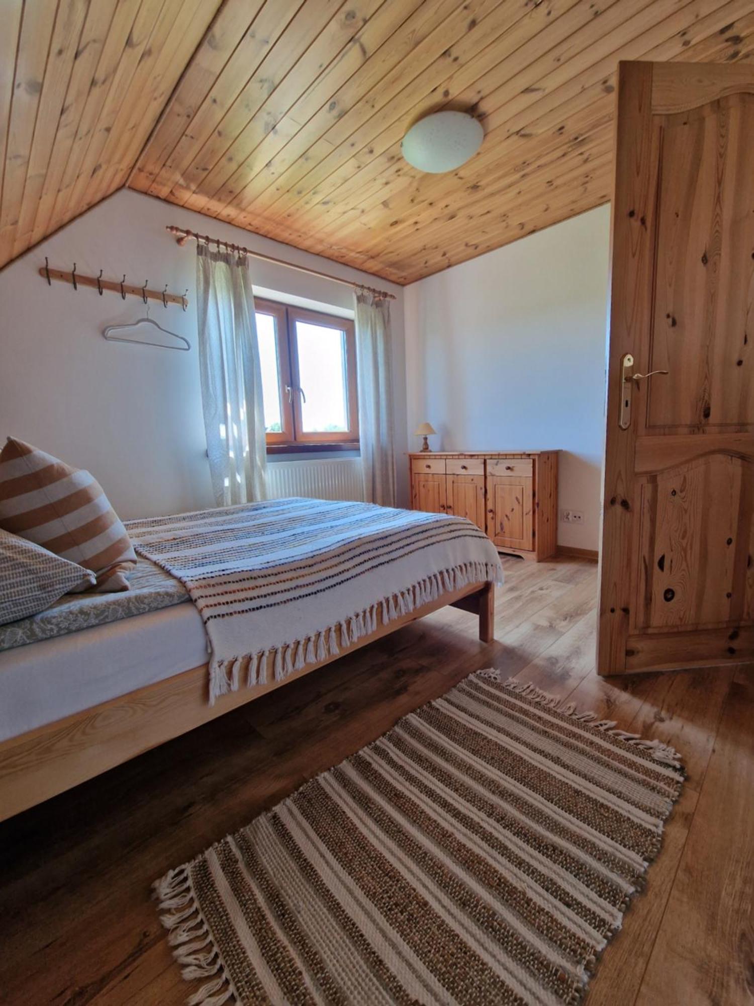"Pod Szumiaca Topola" Apartamento Białowieża Quarto foto