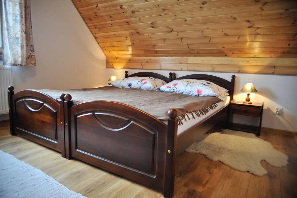 "Pod Szumiaca Topola" Apartamento Białowieża Exterior foto